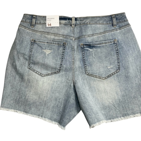 Lane Bryant Jean Midrise Shorts White Applique Lace Detail NWT Size 14 - Picture 5 of 8